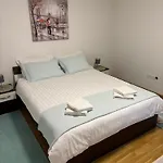 Plavo Oko Apartment