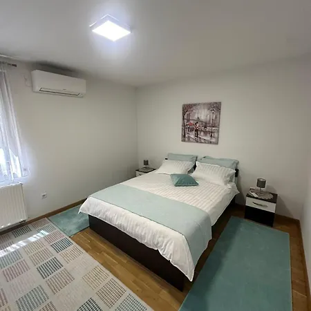 Apartment Plavo Oko