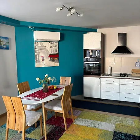 Apartment Plavo Oko *